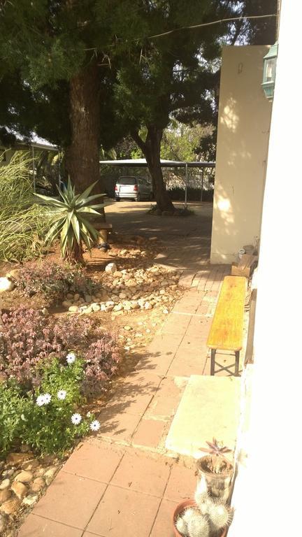 Artkaroo Stay Oudtshoorn Exterior photo